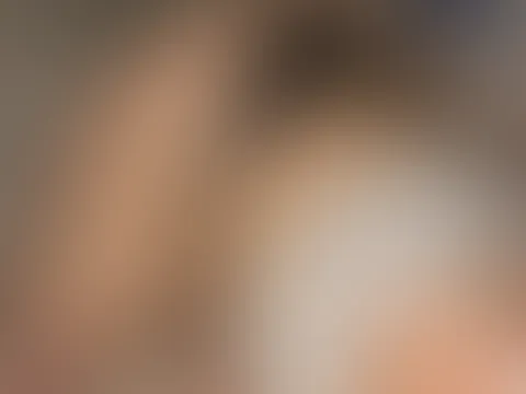 Twerking đ (erst angezogen dann Nackt)