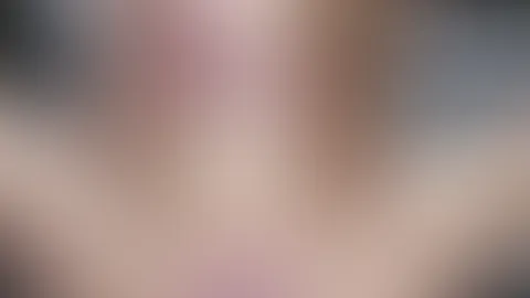 Wenn du willst, dass ich mein Höschen zur Seite schiebe, meld dich gerne 😏🔥