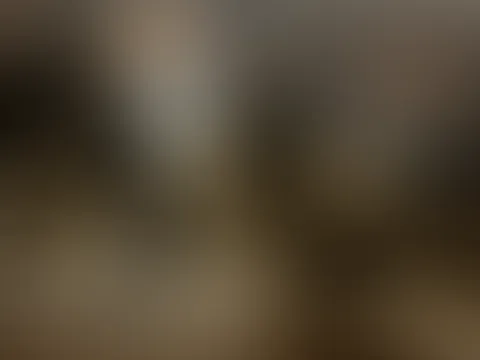 Samstagmorgen… und ich bin schon unterwegs. Aber ganz ehrlich – meine Gedanken sind heute Morgen nicht ganz so unschuldig. Was würdest du tun, wenn du jetzt mit mir im Aufzug stehen würdest? 😏💋