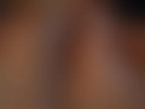 Dicke Oberschenkel und nackte Füße😍😝 Hast du einen Fußfetisch? Mir kannst du alles verraten!😍🥵❤️ #3bilder #curvy #füße
