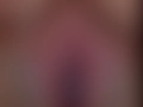 Ich bin so nass und geil, dass ich fast auslaufe 😈💦🥵