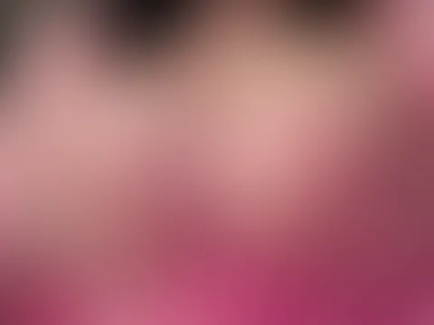 Guck dir meine geilen Titten an😈