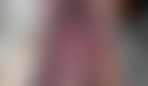 Hey! :) eine weitere Frage: HAST DU GLEICHGESCHLECHTLICHE FANTASIEN? :) Habt noch einen wundervollen Tag! Eure Marie :*