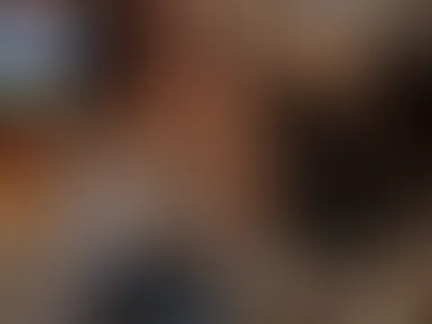 So nach einem ziemlich heissen Tag auf dem Balkon (in zweierlei Hinsicht) Hab ichs jetzt aufs Sofa geschafft und werd mir nachher genüsslich das Spiel anschauen, wie sieht es bei euch da draussen aus