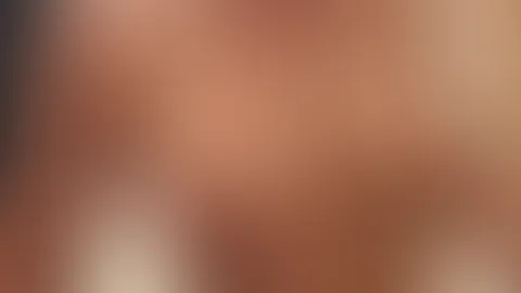 Meine Titten würden gerne verwöhnt werden.