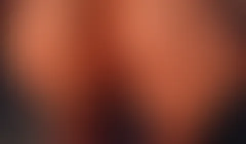 Arschloch ganz nah, das ist doch klar!! Wer sieht nicht gerne ein schönes Arschloch am Abendhimmel aufsteigen… ist das Kunst oder P***o? Sag du es mir!
