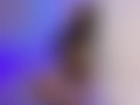 Einfach eine abendliche Atmosphäre, wenn man Lust hat, ein bisschen geheimnisvoll zu sein 🖤💜✨