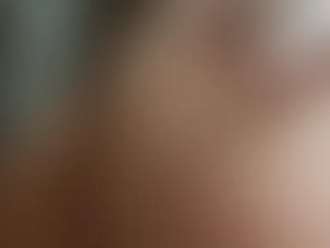 Wir haben Montag und Dienstag mega viel Content bei Anuskatzz produziert…will sagen gef**kt wie der Teufel😜💦 Meine Löcher sind schon ganz schön used😁 Geiles Gefühl!!(Clip 22sek)