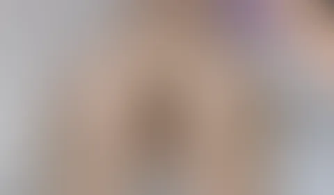 Doppelt verwöhnt mit Plug und Dildo