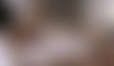 DirtyTalk LIVE – W***sanleitung XXL Premiere! Mein erster LIVE DirtyTalk und das gleich im Doppelpack. Zusammen mit der süßen Sarah Star gebe ich für einen User eine exklusive W***sanleitung zusammen