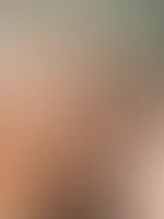 Spür, wie feucht ich schon bin … deine F****r gehören genau hierhin. #milf #p***y #wet #feucht #fingern #m****i #curvy
