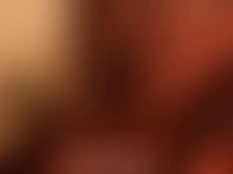 Ich habe ziemlich feuchte Lippen... Magst du sie mir befeuchten? 💦💋