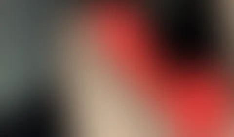 Uh wow🥵 mein neues Toy ist anders heftig! Siehst du wie nass es ist?💦🙊 möchtest du sehen wie deine kleine Sofia komplett den Verstand verliert, wie laut sie stöhnen kann & wie sie ausläuft?😈