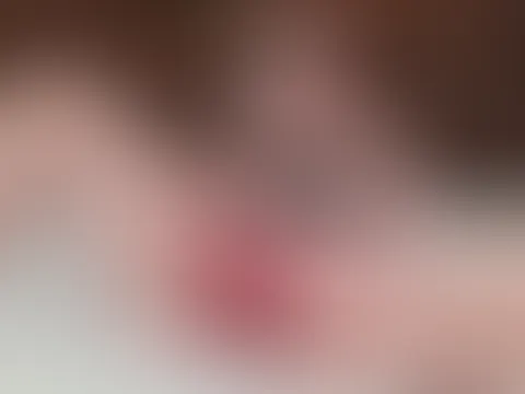 Casting mit 20 Jähriger Skinny Teen Dascha Auf Mallorca hatte ich auch die mega hübsche und super zierliche Skinny Teen Dascha kennen gelernt. Wir waren uns sofort symphytisch und so fragte ich sie zu