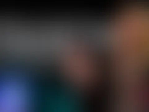 Geile Polizistin auf der Swingerparty verführt