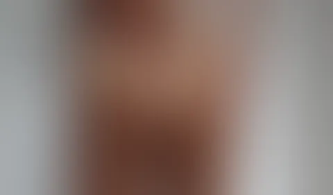 Hilfst du mir, meinen groen dunkeln A***h einzuölen? Oder was anderes?