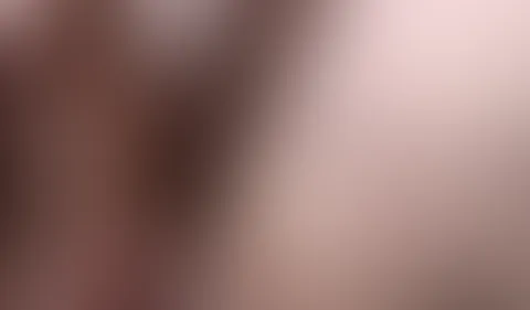 F*ck war ich nass 😱💧 Schau und hör dir an, wie meine fette M****i schmazt 🤩 Kann dein 🍆 da mit halten? 😎