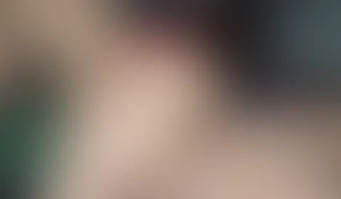 Wieder ist Sonntag… Im heutigen Video reite ich einen harten S*****z, bis er in meine feuchte M****i a******zt. Natürlich habe ich danach alles aufgeleckt.🥵