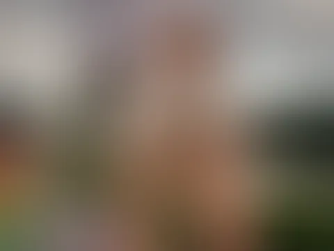 Ohne Höschen darunter spaziert es sich besser đđ