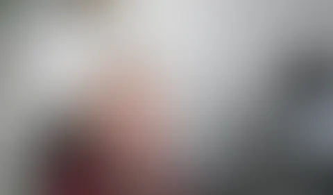 In Dessous widme ich mich meinen dicken Brüsten