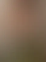 Wer möchte einmal fest meine prallen Brüste greifen?