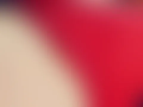 Willst du wissen ,was unter meinem rotem Hösschen ist ?😏😏🔥🔥🔥