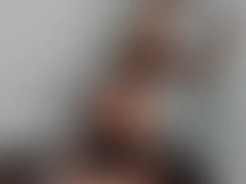 Guten Morgen süßer … Ich bin zurück in der Stadt und heute total horny aufgewacht… geht es dir ähnlich?? Dann lass dich doch mal bei mir in der livecam blicken… 😘🫴🏼