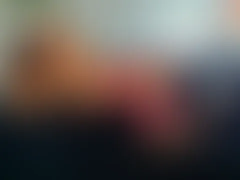 😈