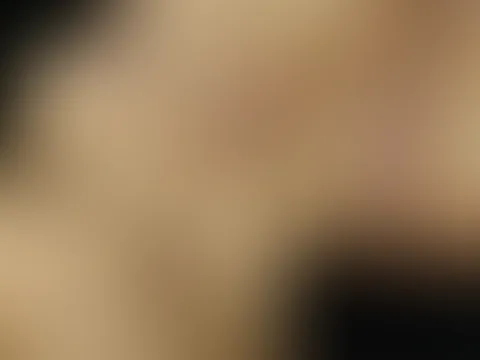 3 sexy oben ohne Bilder