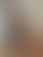 Musst du noch Arbeiten oder hast du schon Wochenende? 😘 Warte schon auf dich, damit du mir hilfst 🥵