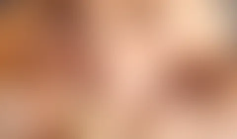 Ein sehr harter B**w/Deepthroat mit Gesichtsbesamung