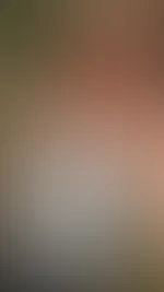 Frische Luft, kalte Haut, offene Jeans. Vielleicht lag’s am Licht… vielleicht an dem Gedanken, beobachtet zu werden. 👀 .. Du siehst nur einen kleinen Ausschnitt… aber ich weiß, dass dein Kopf gerade 