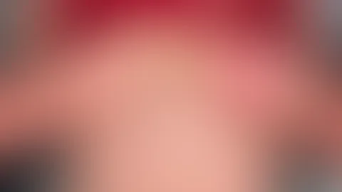 Wie wäre es wenn du mir deinen S*****z gibst und dann machen wir einen geilen Tittenf**k? 🥵