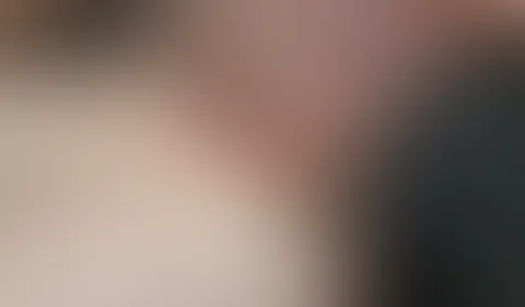 Selbstbefriedigung mit xxl Dildo