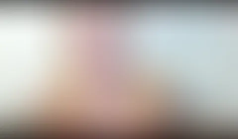 Einen Lieben Gruß an alle geilen Männer .... Ich bin wieder verfügbar. Cam und Chat ist beides offen für geilen Austausch