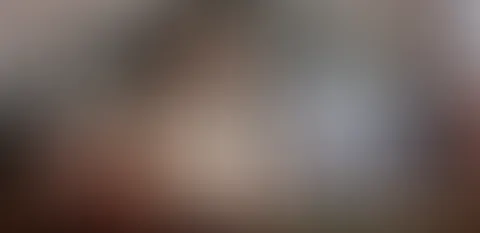 Fotograf packt mir einfach an den A***h und kommt damit durch und noch mehr! wollte ein unschuldiges Video aufnehmen und dir zeigen wie ich deinen so bearbeiten würde. in meinen heißesten Dessous Blas