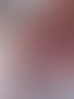Sie schwitzt auch so unermesslich sehr •••