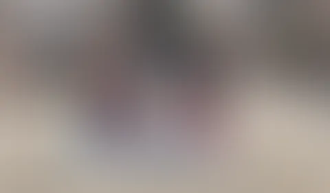 MiaXXX + TammyJean Hot Beach Milf P***y Eating