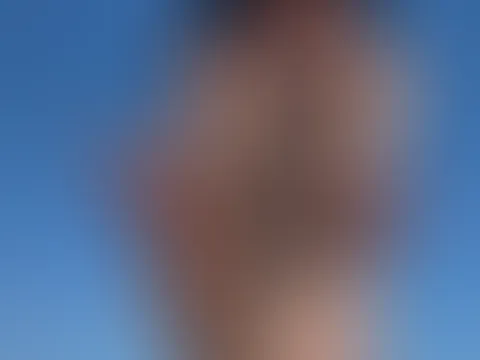 Habe gerade eine komplette Nackt-Fotosession am Strand gemacht 🔥