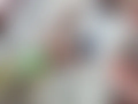 Achtung Nachbarn!! Im Innenhof die P***y gefingert bis sie spritzt😋💦💦 Blumen gießen mal anders 😅(Video 1:28min)
