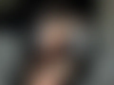 My boobs look great in this swimsuit😏