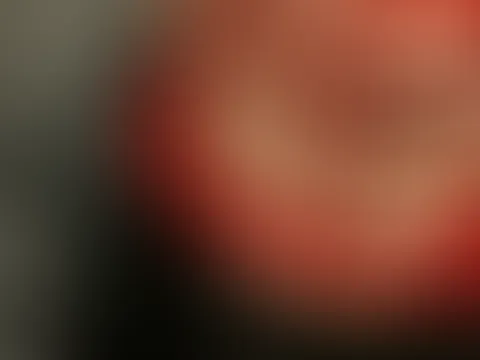 Rot steht für Leidenschaft... ❤️🔥 Und ich hatte heute einfach Lust auf ein bisschen Nervenkitzel. Wie gefällt euch die Kombination? Schreibt mir eure Meinung direkt im Chat, ich warte auf euch...❤️