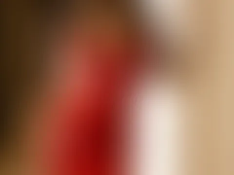 Wer zieht mir mein Latexröckchen hoch und gibt Ihn mir? 🤪