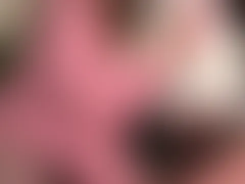 Zwei heisse, küssende 🔥 Girls, da darf man einfach nur zugucken und genießen.