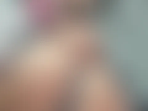 Mit diesem Hintern ist nicht zu spaßen 😈 Willst du ihn versohlen?