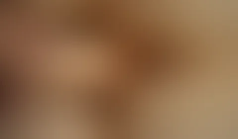 Lasse mir den Dildo in meine P***y stecken