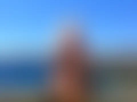 Ist noch jemand wach der sich um mich kümmern möchte?