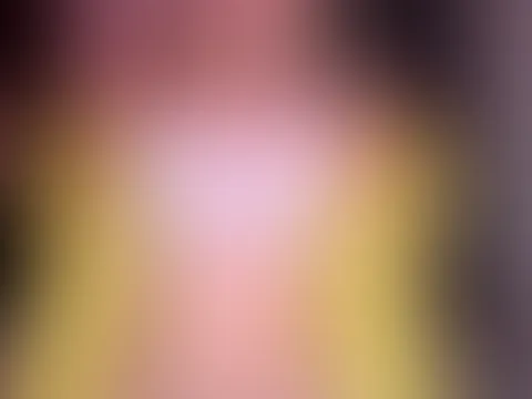 Du bleibst länger als geplant, oder? 😉 Komm näher… ich hab heute Lust zu spielen 😘