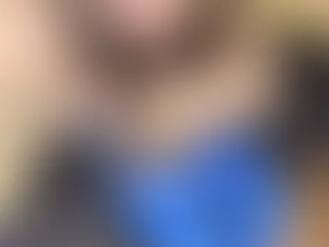 Wie gefalle ich euch in blau? đ