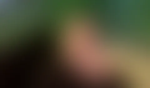 Nach dem Kino besuch im Parkhaus gef**kt und alles in meine P***y gespritzt
